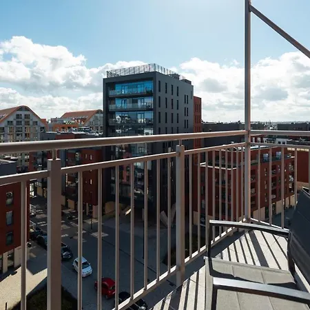 Flatbook Waterlane Island With Riverview